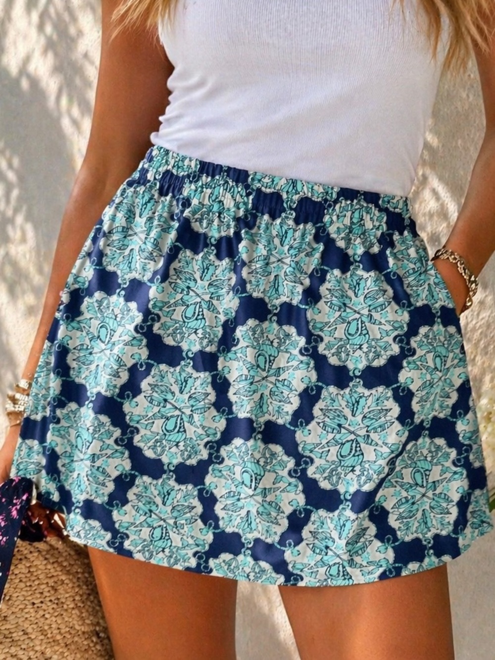 Lilly Pulitzer Skirt M Blue Shell Print Coastal Preppy Elastic Waist